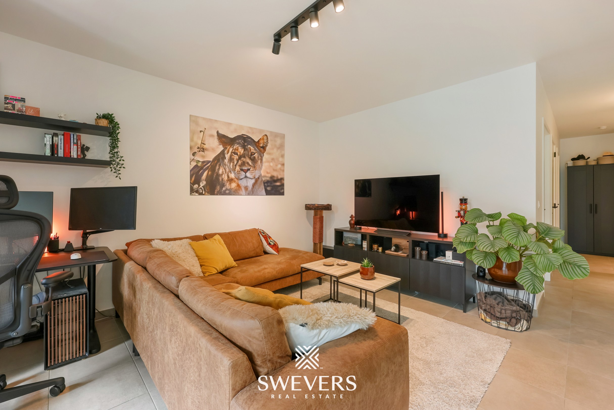 Gelijkvloers appartement met privétuin en dubbele garage - foto 3