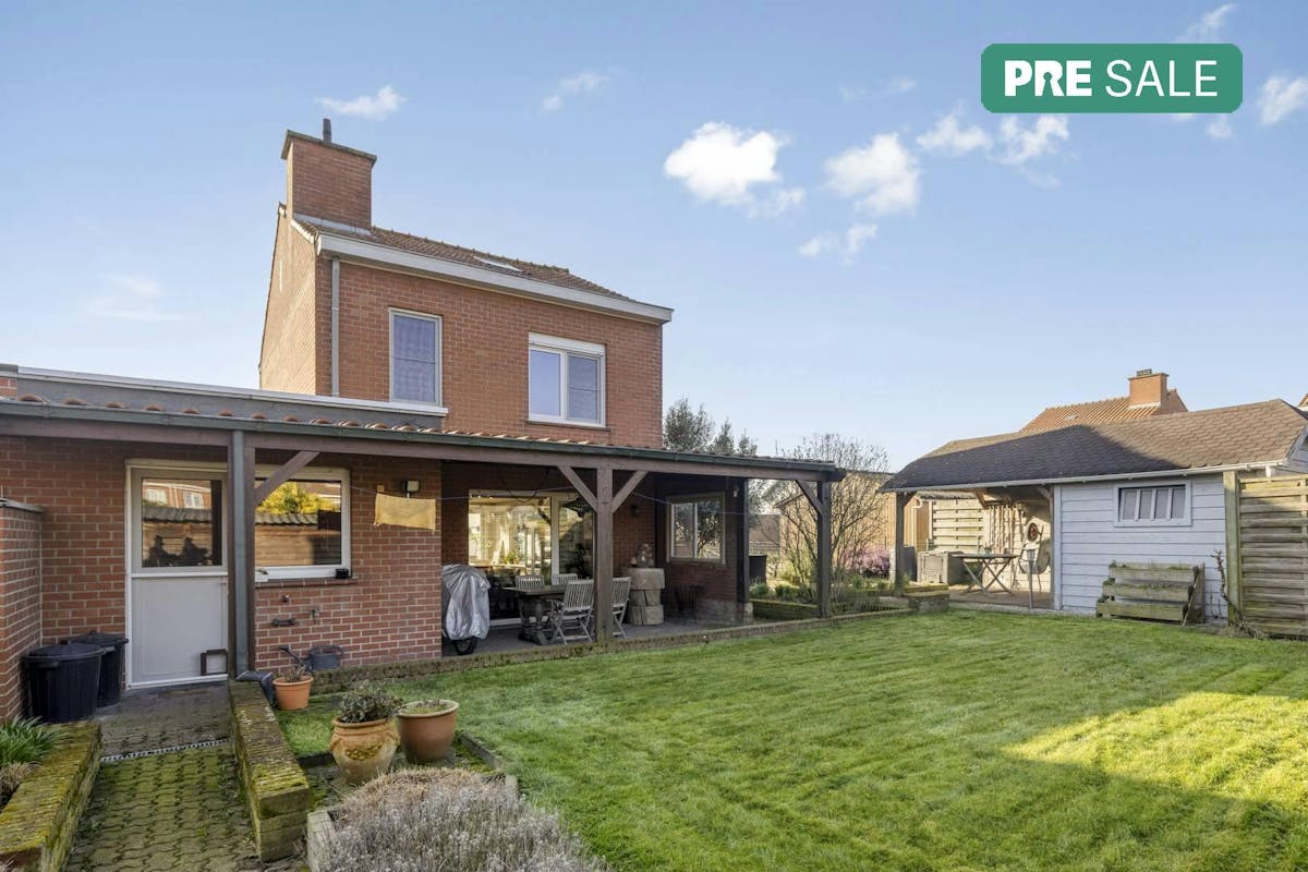 Instapklare woning met 4 slaapkamers in Ardooie. - foto 1