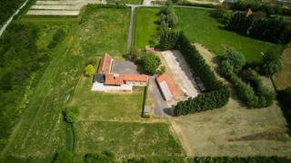 Te koop: unieke hoeve met uitzonderlijk potentieel (B&B, co-housen, combinatie wonen/praktijk, of voor mensen op zoek naar ruimte), midden in...