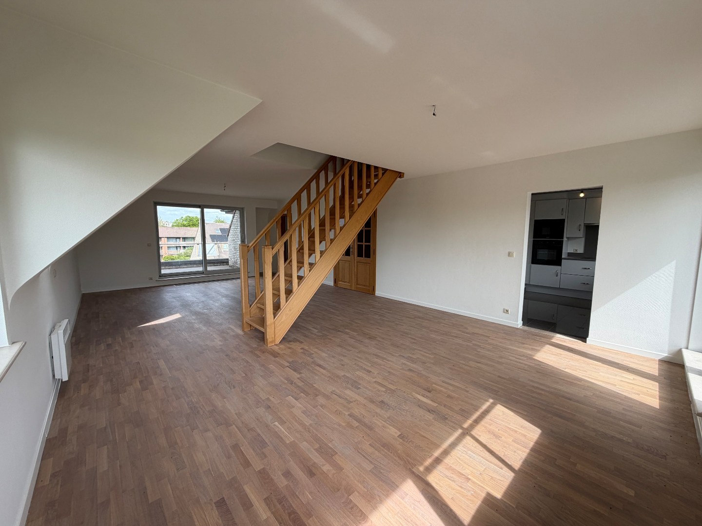 Ruim duplex-appartement met 2 terrassen in hartje Gavere - foto 5
