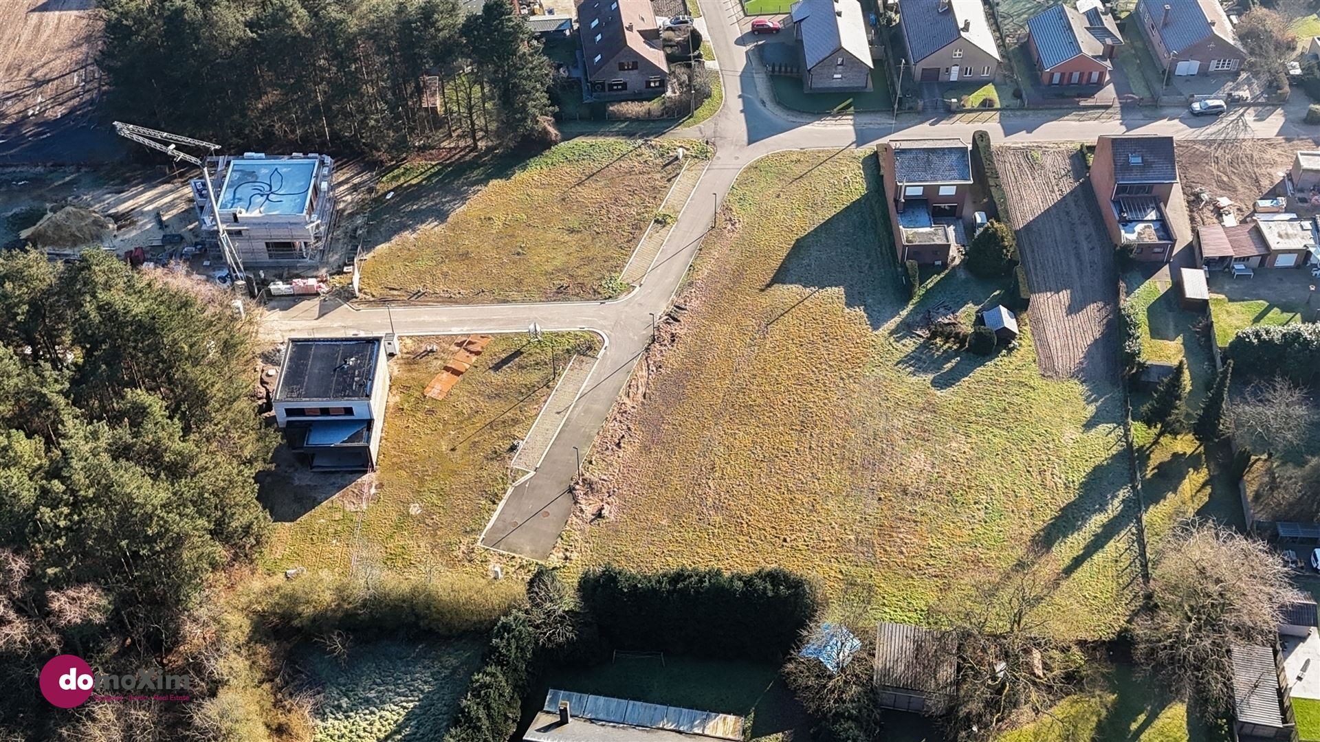 Bouwgrond voor een halfopen bebouwing op 5 are 54 ca in een rustige verkaveling - foto 1