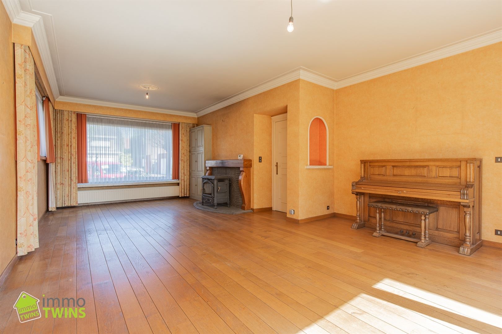 Prachtige open bebouwing met garage te Kruibeke.  - foto 5