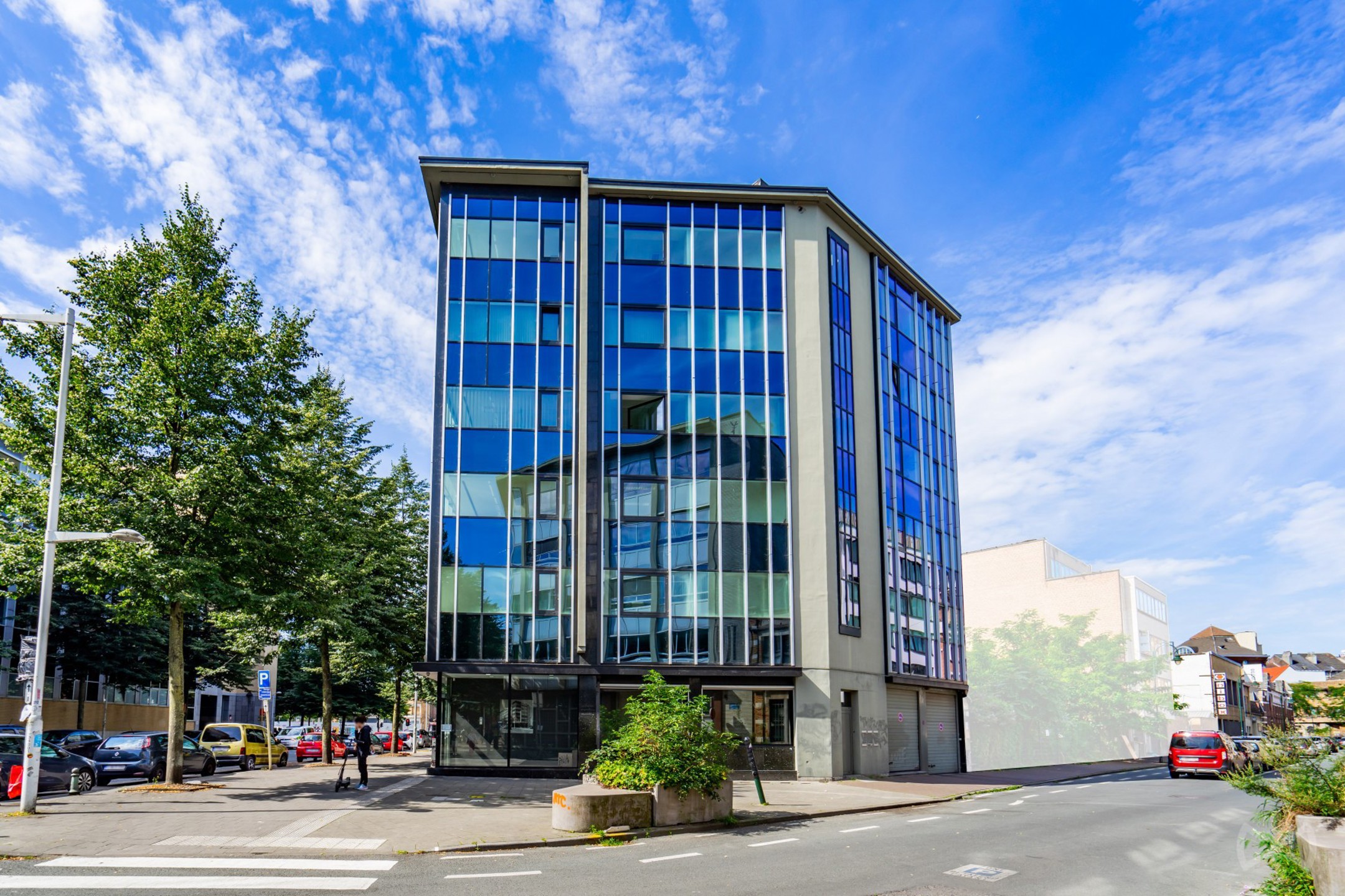 Commercial for rent in Anderlecht - photo 1