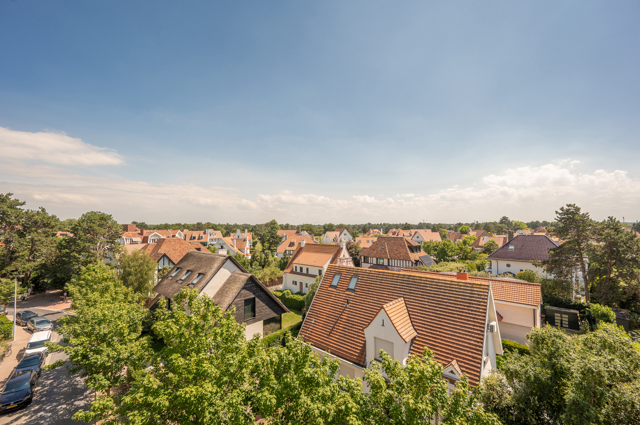 Exclusief duplex-appartement met zonneterras en open zicht.. - foto 2