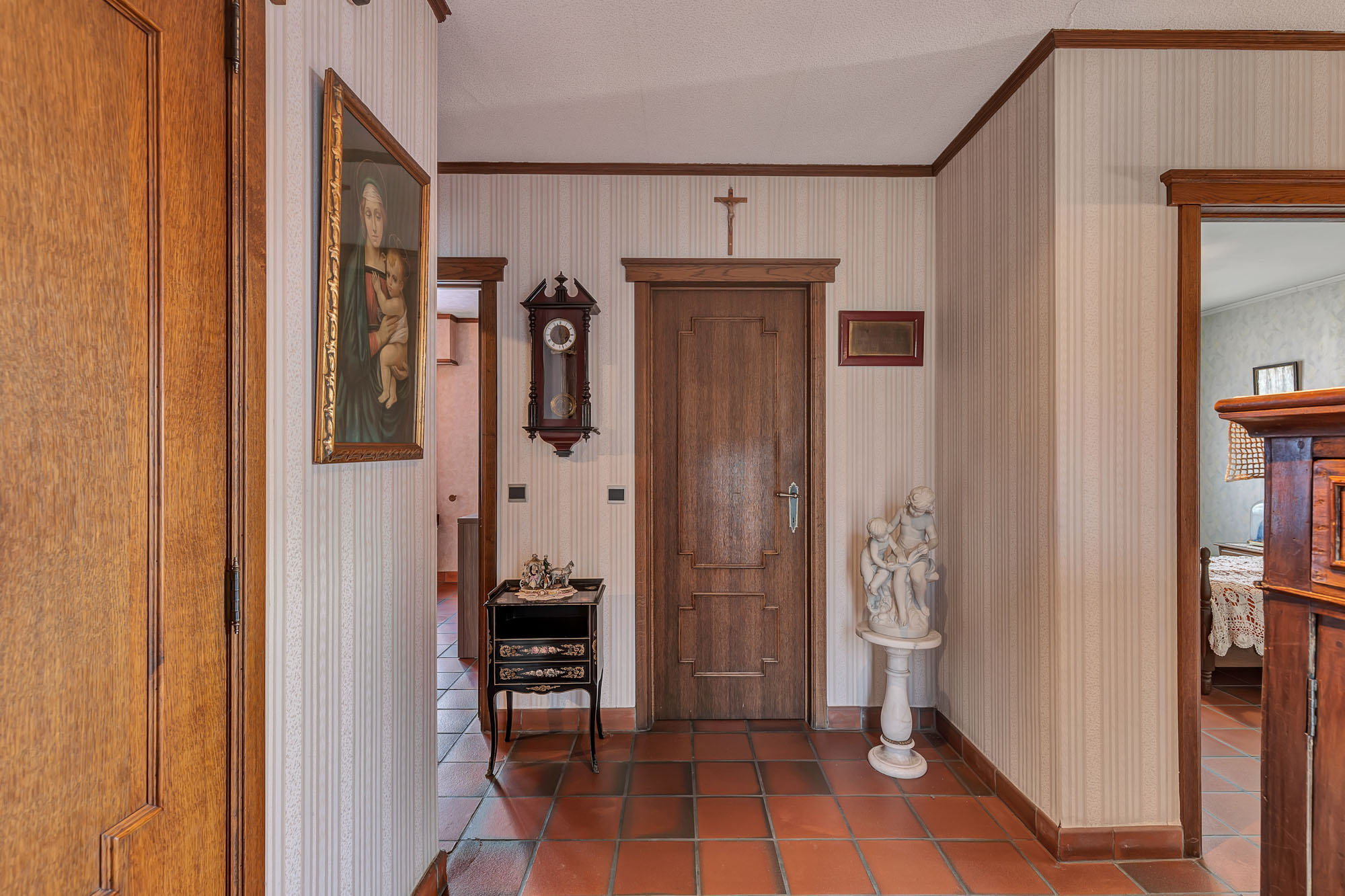 Ruime bungalow met 3 slaapkamers op perceel van 907 m² - foto 3