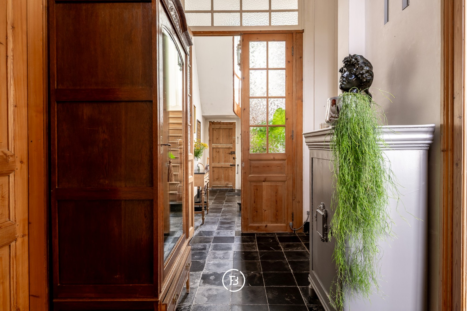 Presbytère avec bois privé - photo 2