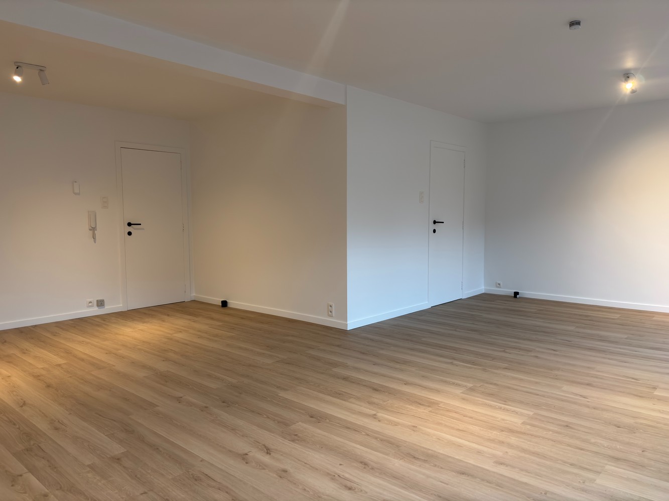 2 slaapkamer appartement te huur op toplocatie! - photo 4