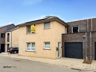 House for sale in Denderleeuw