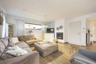 Deze woning is rustig gelegen in een aangename woonwijk in Beerse, op wandel- en fietsafstand van het centrum en alle dagelijkse voorzieningen.U...