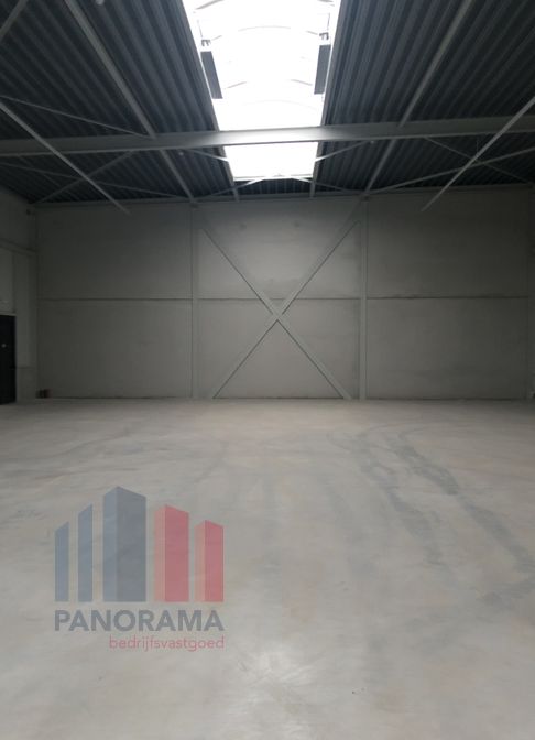 Espace d’entrepôt à louer dans un emplacement de premier choix le long de l’A12 - photo 3
