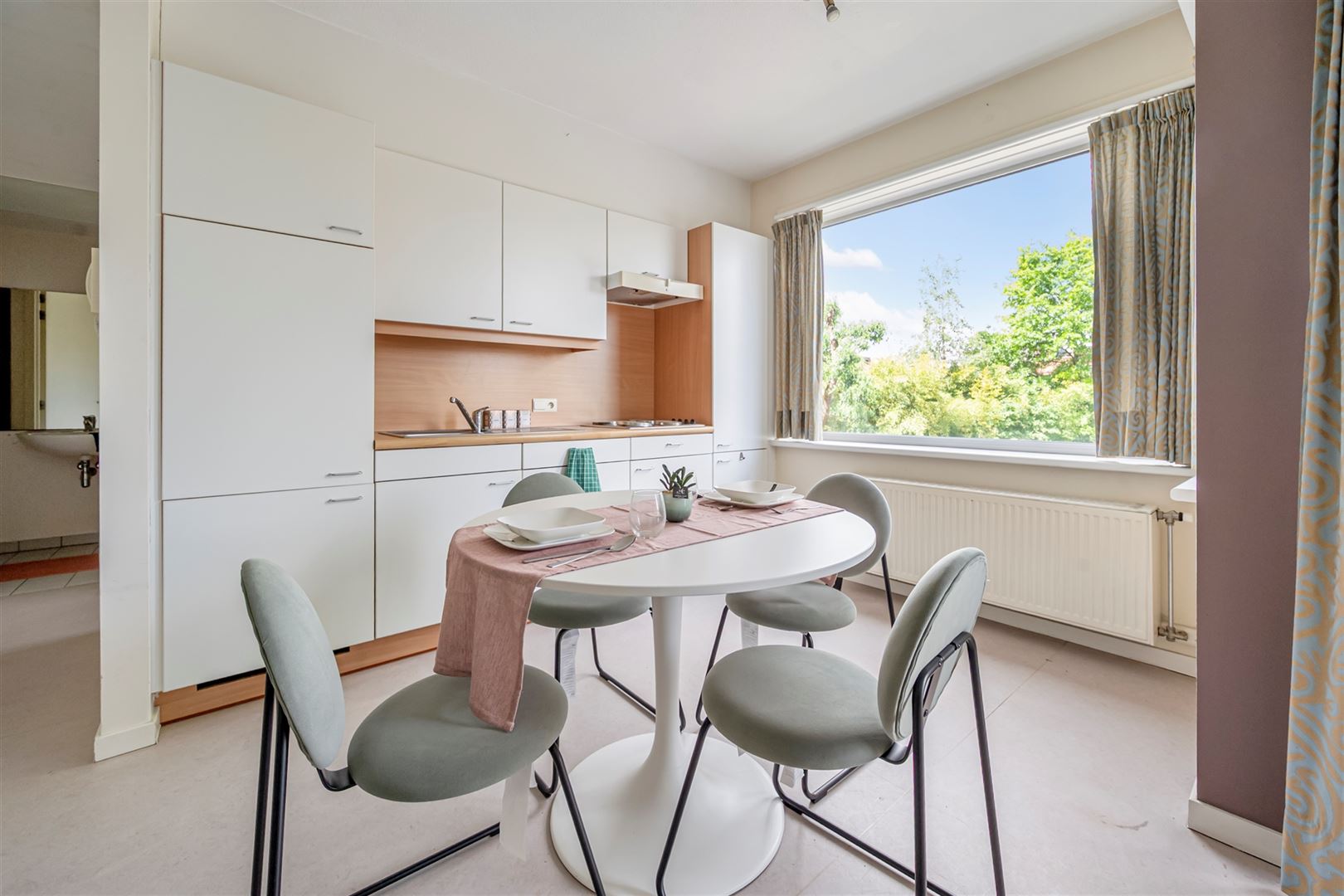 Goedgelegen aangename assistentiewoning nabij stadscentrum Sint-Niklaas - foto 4