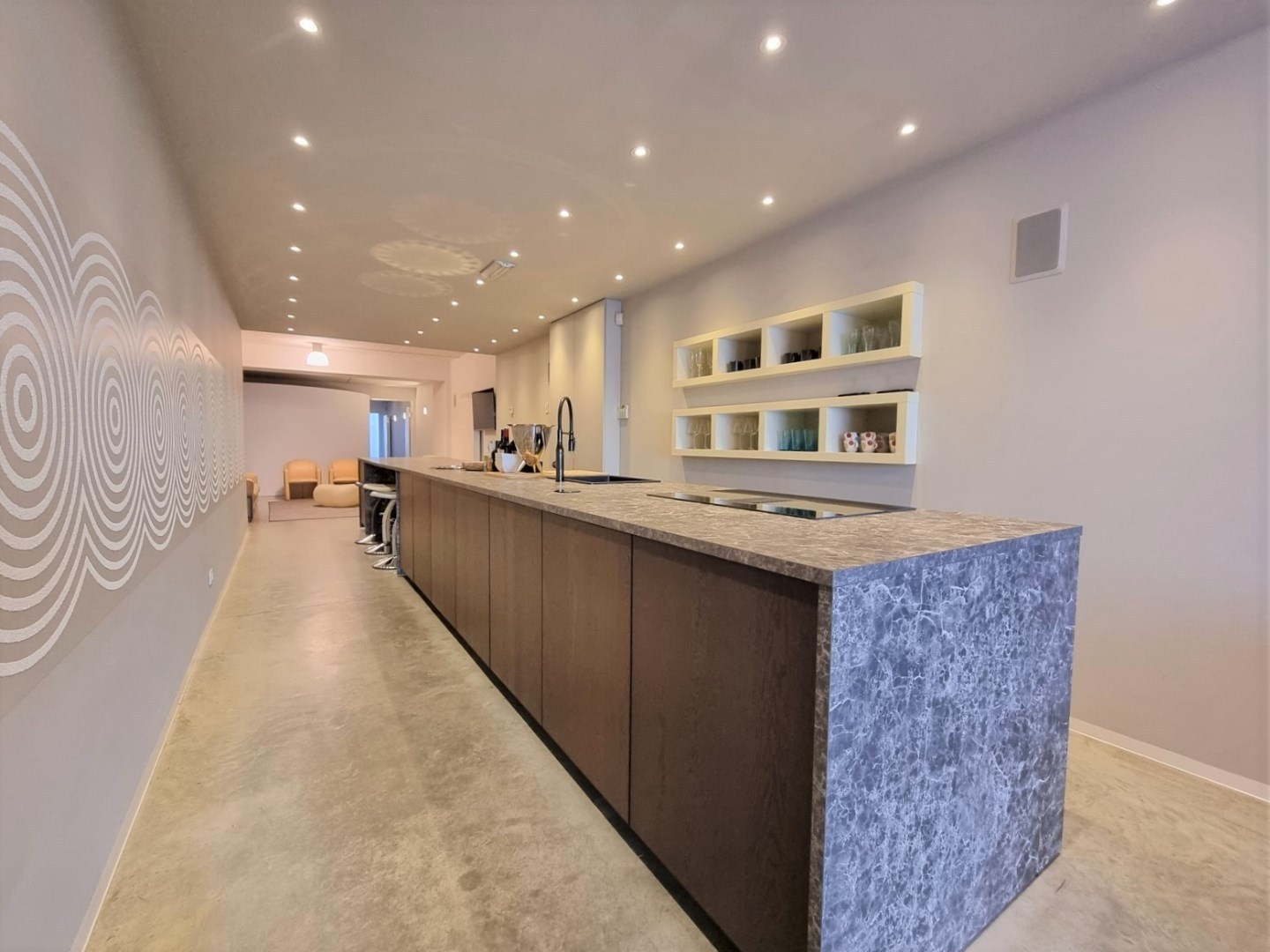 Uitzonderlijk appartement/loft op de zeedijk van Heist (271 m² bew. opp!!) - foto 3