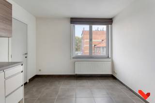 Ontdek dit charmante éénslaapkamerappartement in de Sint-Hubertusstraat te Leuven, de ideale plek voor wie op zoek is naar comfort op een...