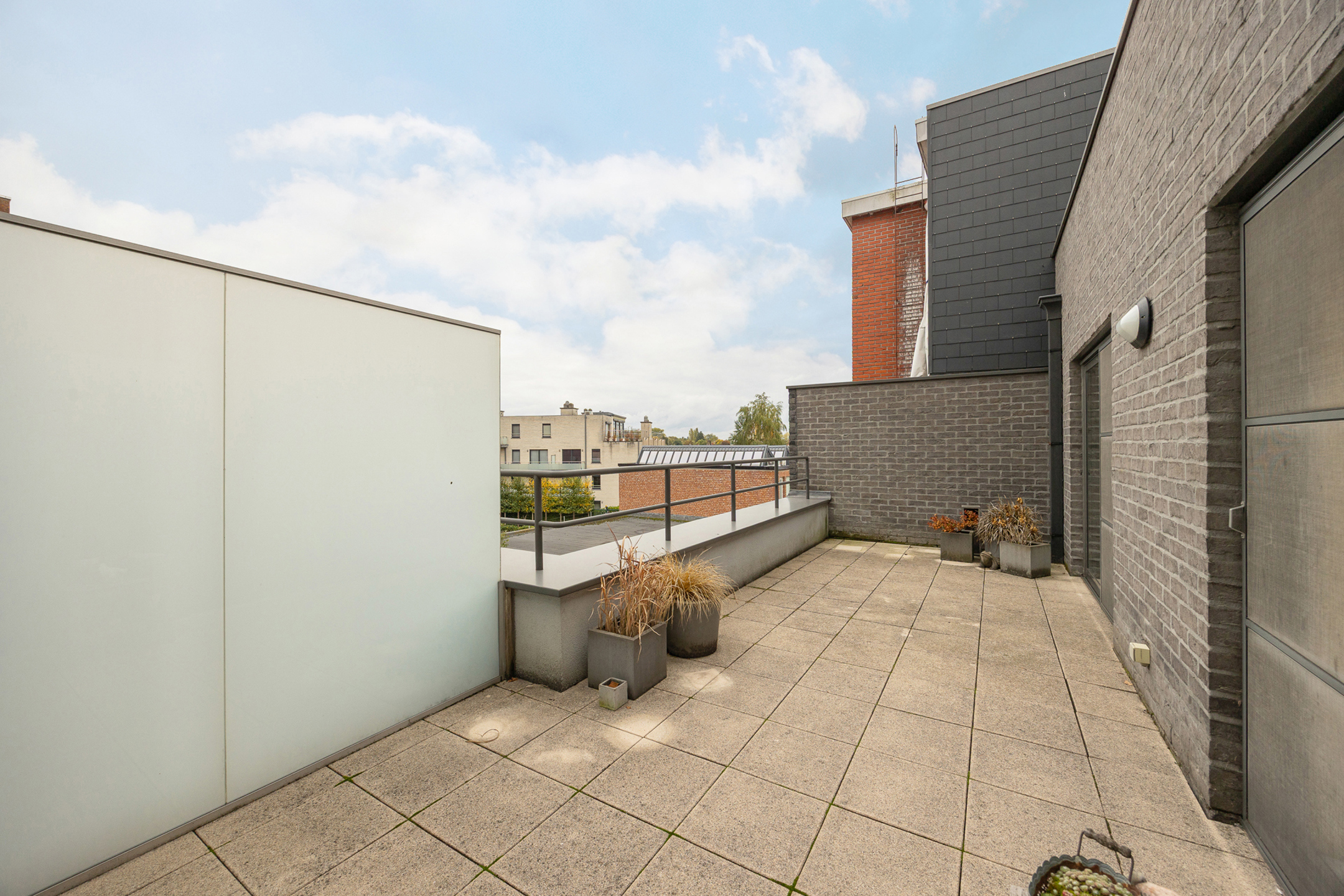 Ruim appartement met o.a. 2 slpks en garagebox. EPC B - foto 5