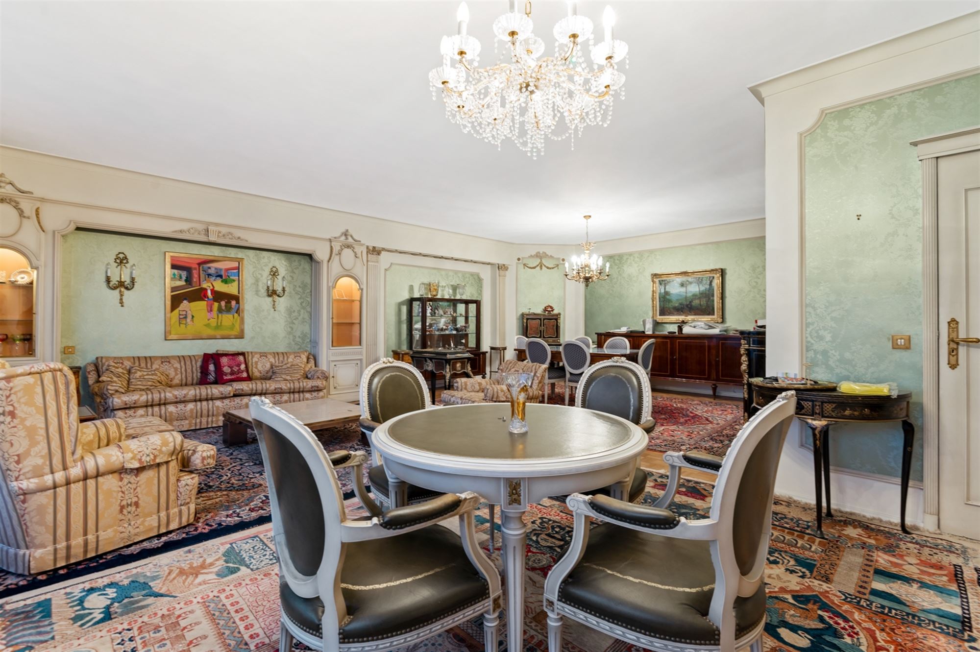 Apartment for sale in Antwerp with 4 bedrooms - photo 3