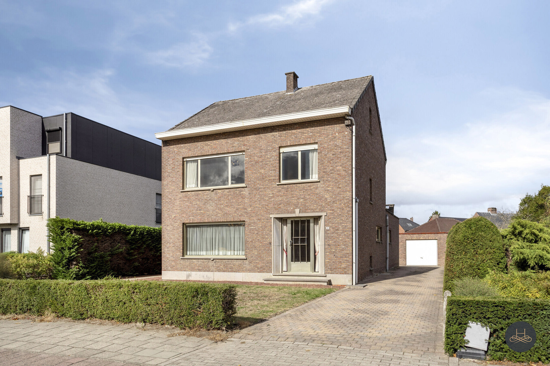 Ruime renovatiewoning op toplocatie - Huis, 3 kamers, 188 m²  - foto 1
