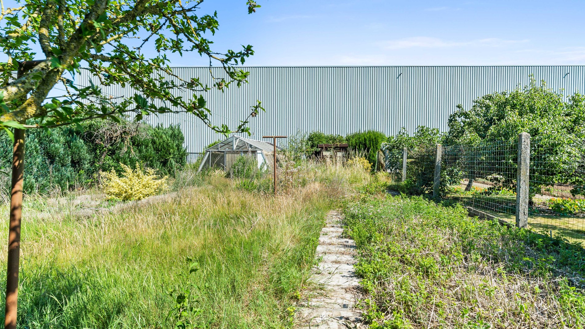 AARSCHOT - Ruime woning met 3 slk, tuin en garage - foto 2
