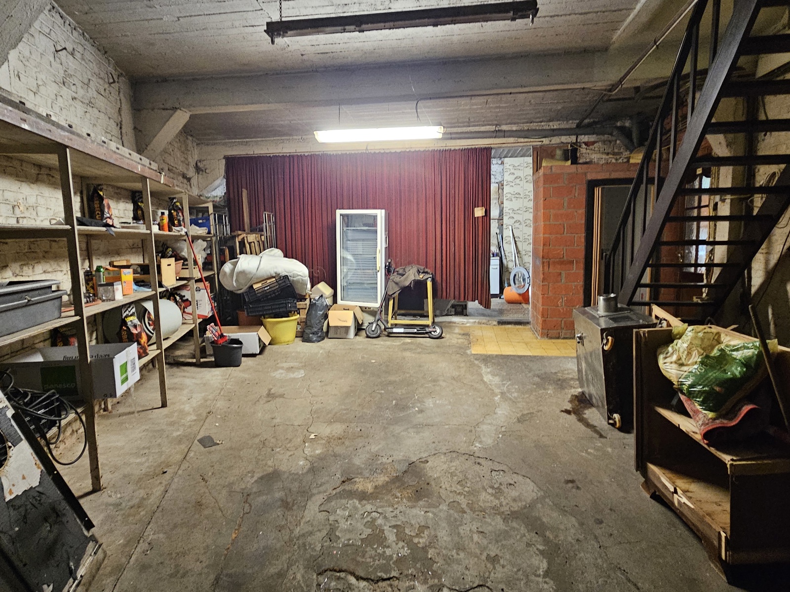 Ruime hoekwoning met grote garage/werkplaats ! - foto 5