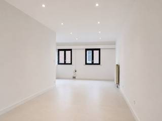 Bent u op zoek naar een volledig gerenoveerd duplex appartement op een rustige, maar centrale ligging? <br />Dan is dit instapklare éénslaapkamerappartement, gelegen aan de Boodtsstraat 34 bus 101 te Temse, zeker een bezoek waard.<br /><br />Het appartement bevindt zich op de eerste en tweede van een kleinschalig gebouw met slechts twee appartementen, wat zorgt voor een aangename en rustige woonomgeving.<br /><br />Indeling<br />Via de inkomhal komt u terecht in de lichtrijke leefruimte met voldoende plaats voor een gezellige zit- en eetkamer. <br />Aansluitend bevindt zich de volledig ingerichte keuken. <br />Via de trap kom je in de nachthal die toegang geeft tot de ruime slaapkamer en de moderne badkamer.<br /><br />Ligging<br />De Boodtsstraat is rustig gelegen, terwijl alle dagelijkse voorzieningen zich op korte afstand bevinden. Zo bereikt u het centrum van Temse, verschillende supermarkten, lokale handelszaken, scholen, horecazaken en sportfaciliteiten in slechts enkele minuten. Ook het openbaar vervoer (bus en station van Temse) bevindt zich in de nabije omgeving.<br />Dankzij de uitstekende verbinding met de N16, E17 en A12 zijn zowel Antwerpen, Sint-Niklaas, Dendermonde als Brussel vlot bereikbaar, waardoor dit appartement ook ideaal is voor pendelaars.<br /><br />De huurprijs bedraagt 900,00 EUR inclusief gemeenschappelijke kosten. <br /><br />Interesse in dit instapklare appartement? Contacteer ons gerust voor meer informatie of om een bezoek in te plannen.