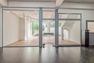 Commercial for rent in Mortsel