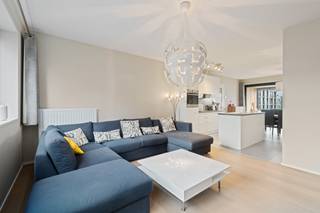 [[ DIT PAND NEEMT DEEL AAN DE ERA OPEN HUIZEN DAG OP 6/12 VAN 13:00 TOT 14:00 ]]Vilvoorde: recent en modern appartement met terras te koop.Dit recent...