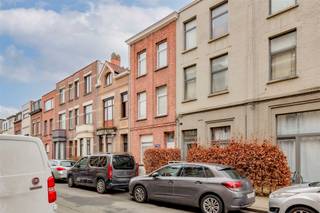 Cet appartement spacieux est situé dans un emplacement TOP à Turnersstraat 4, dans le quartier animé de Kiel à Anvers. À quelques minutes de...