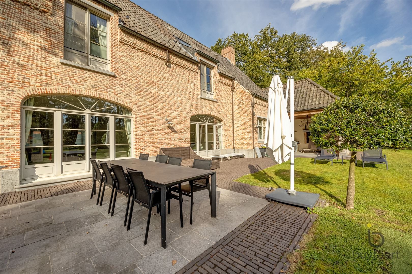 Gezellige MANOIRE villa in een aangename omgeving te Halle / Zoersel! - foto 2