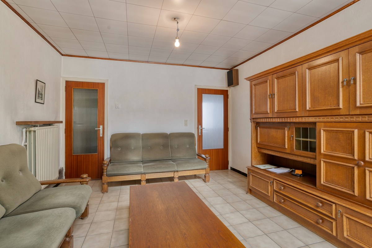 Gezellige woning met 3 slaapkamers, kelder, veranda en garage in Leuven! - EPC 598 kWh/m² - bewoonbare opp. 116 m² - foto 4