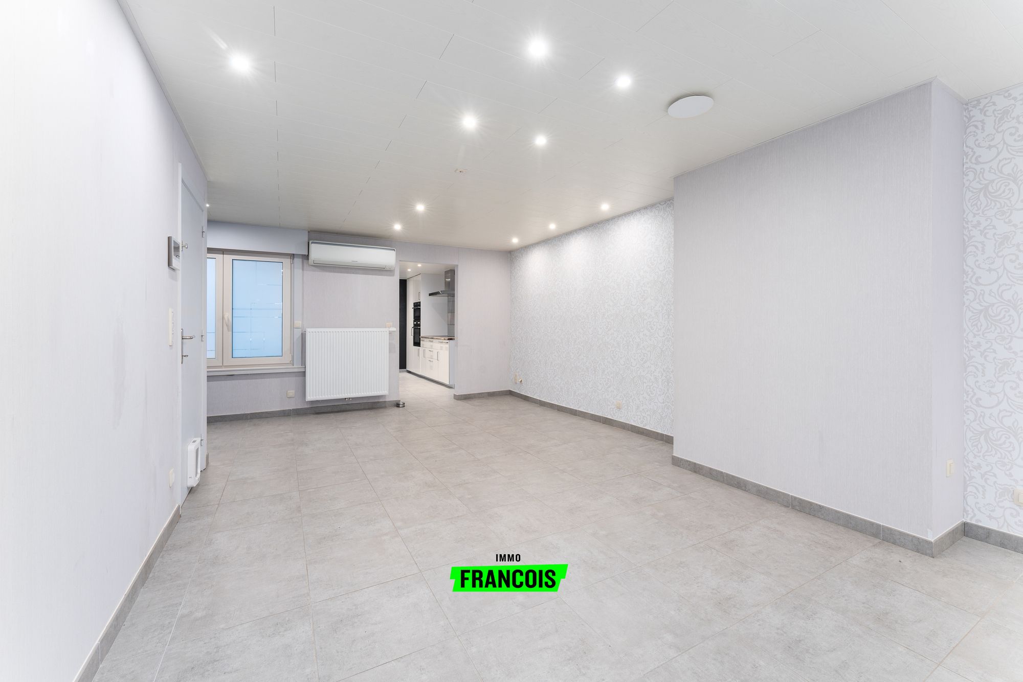 Moderne en energiezuinige rijwoning met garage op toplocatie in Blankenberge - foto 3