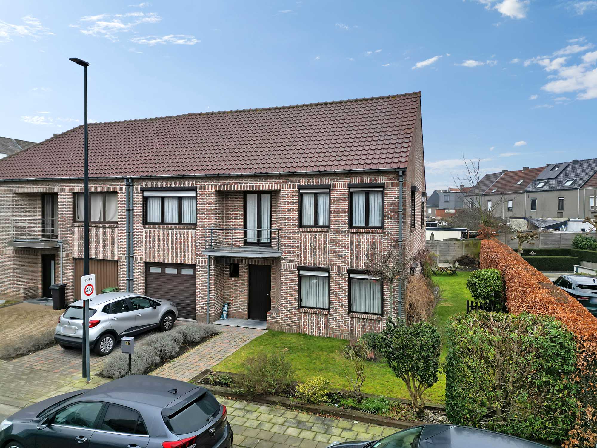 Instapklare HOB met 3 slaapkamers, garage en zonnige tuin - foto 4