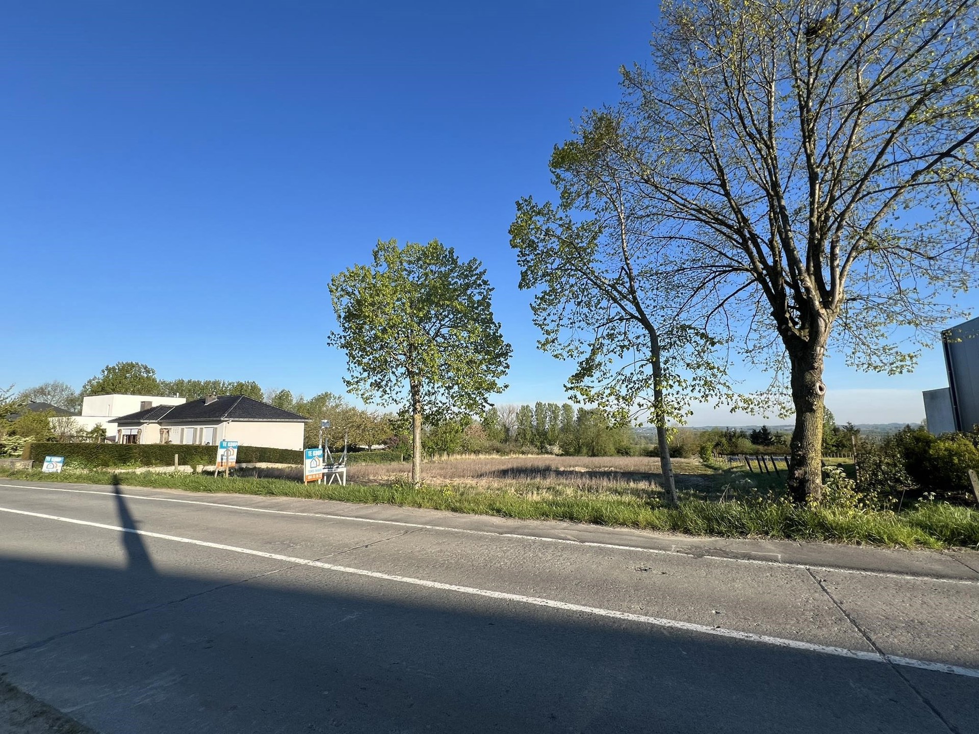 Unieke bouwgrond voor villabouw op een strategische locatie - foto 3