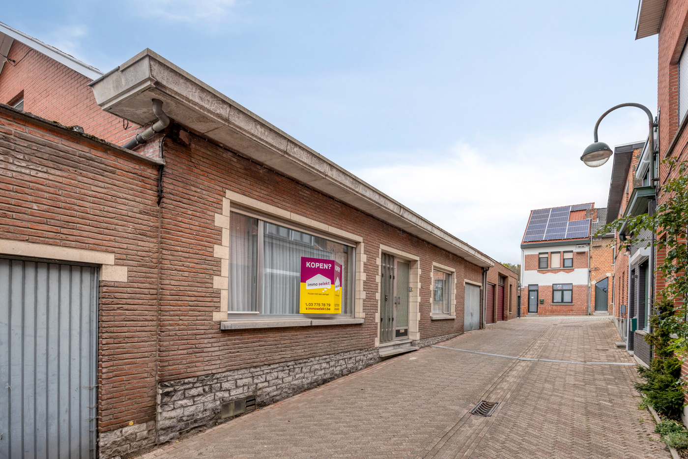Bungalow woning met twee garages vlakbij de Schelde - foto 1