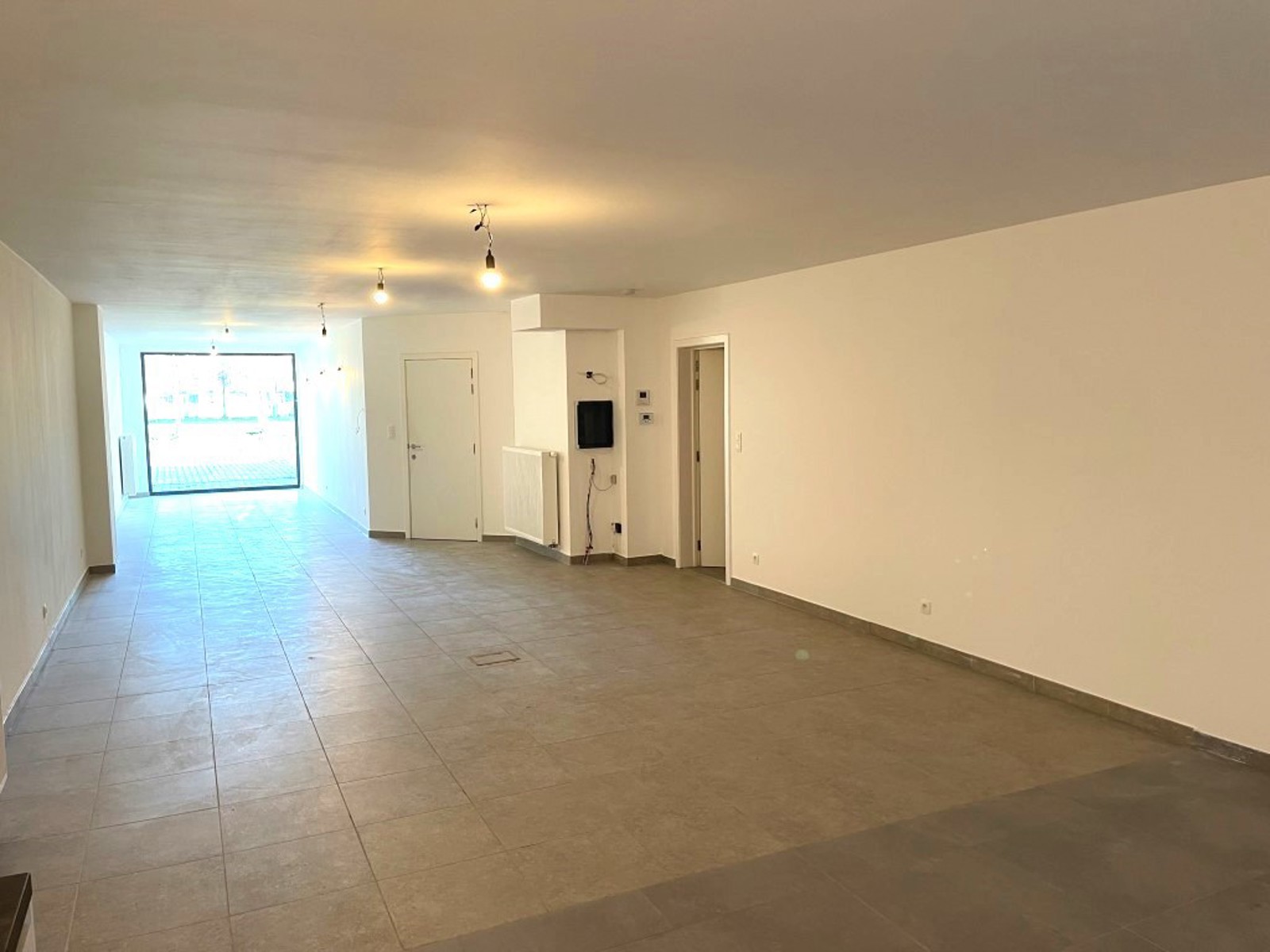 Commercieel te huur in Antwerpen - foto 3