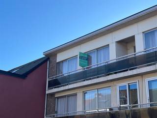 VREDESTRAAT 46, 2845 NIELCentraal gelegen appartement met terras! Dit appartement ligt centraal nabij het handelscentrum van Niel.De bereikbaarheid...