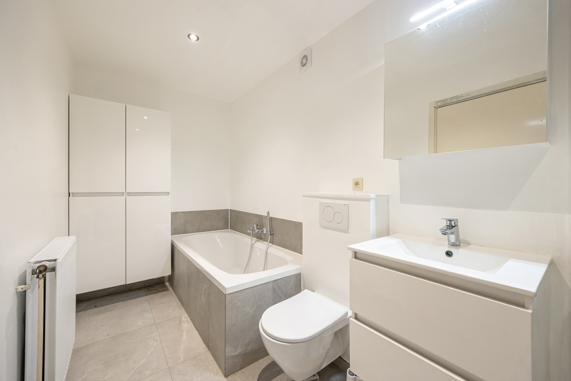 Appartement met 2 slaapkamers en garage. EPC 154 kWh/m² (B) - foto 5