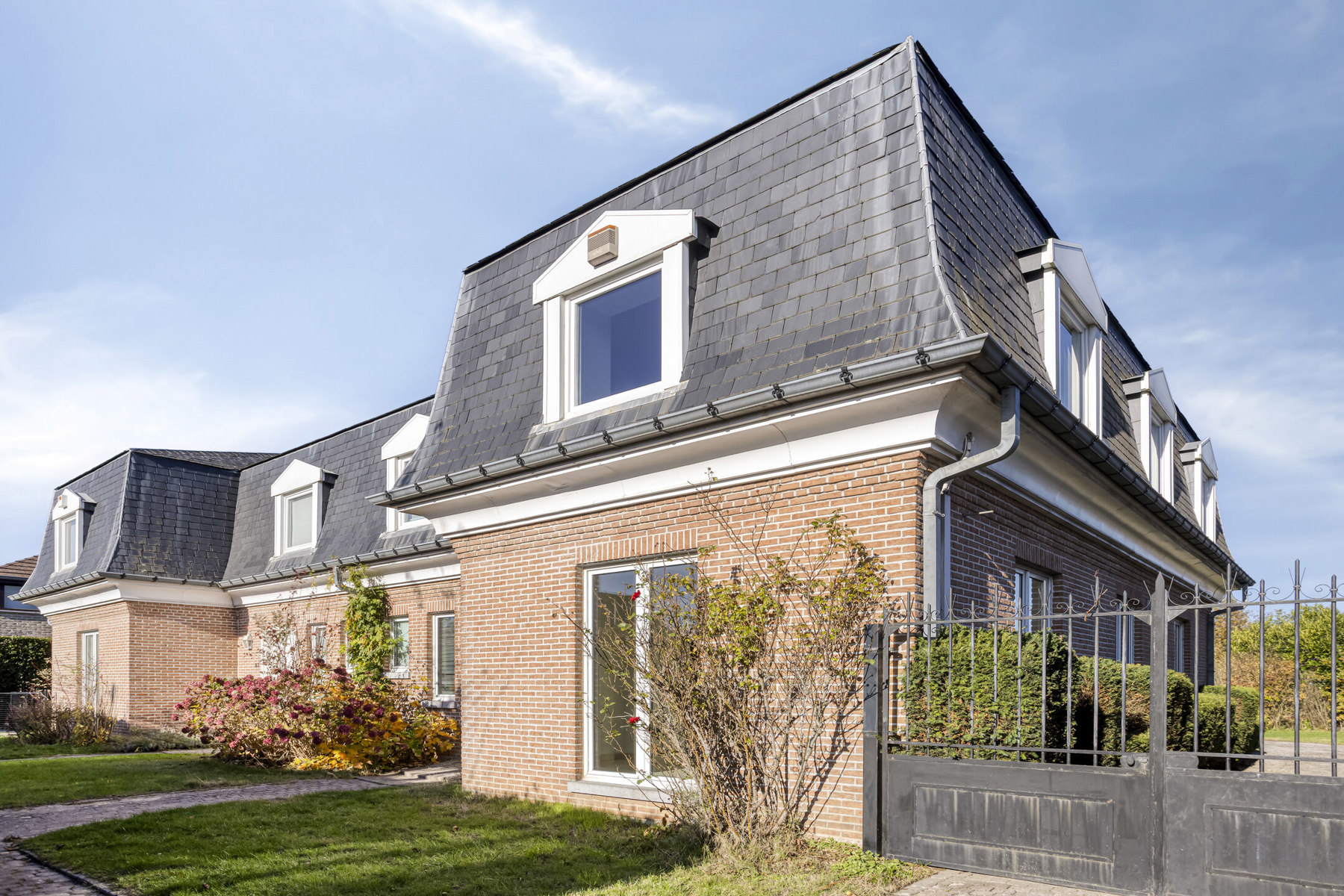 Karaktervolle 3-gevel woning op ideale ligging - foto 4