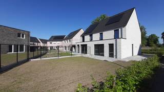 House for sale in Olen