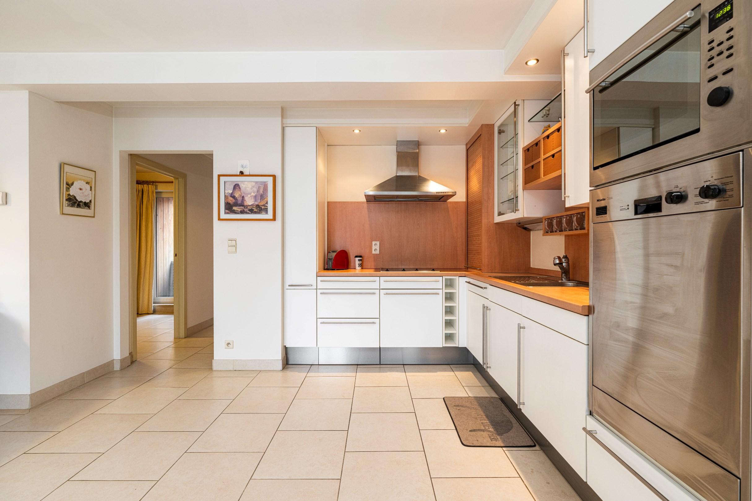 Ruim en instapklaar 2 slaapkamer appartement van 87m² met leuk overdekt terras - foto 5