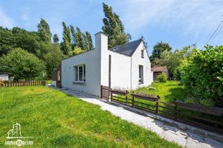 TE KOOP – Sint-NiklaasRustig gelegen open bebouwing op een prachtig perceel van ca. 1.865 m².Ideaal voor wie een ruime eengezinswoning...