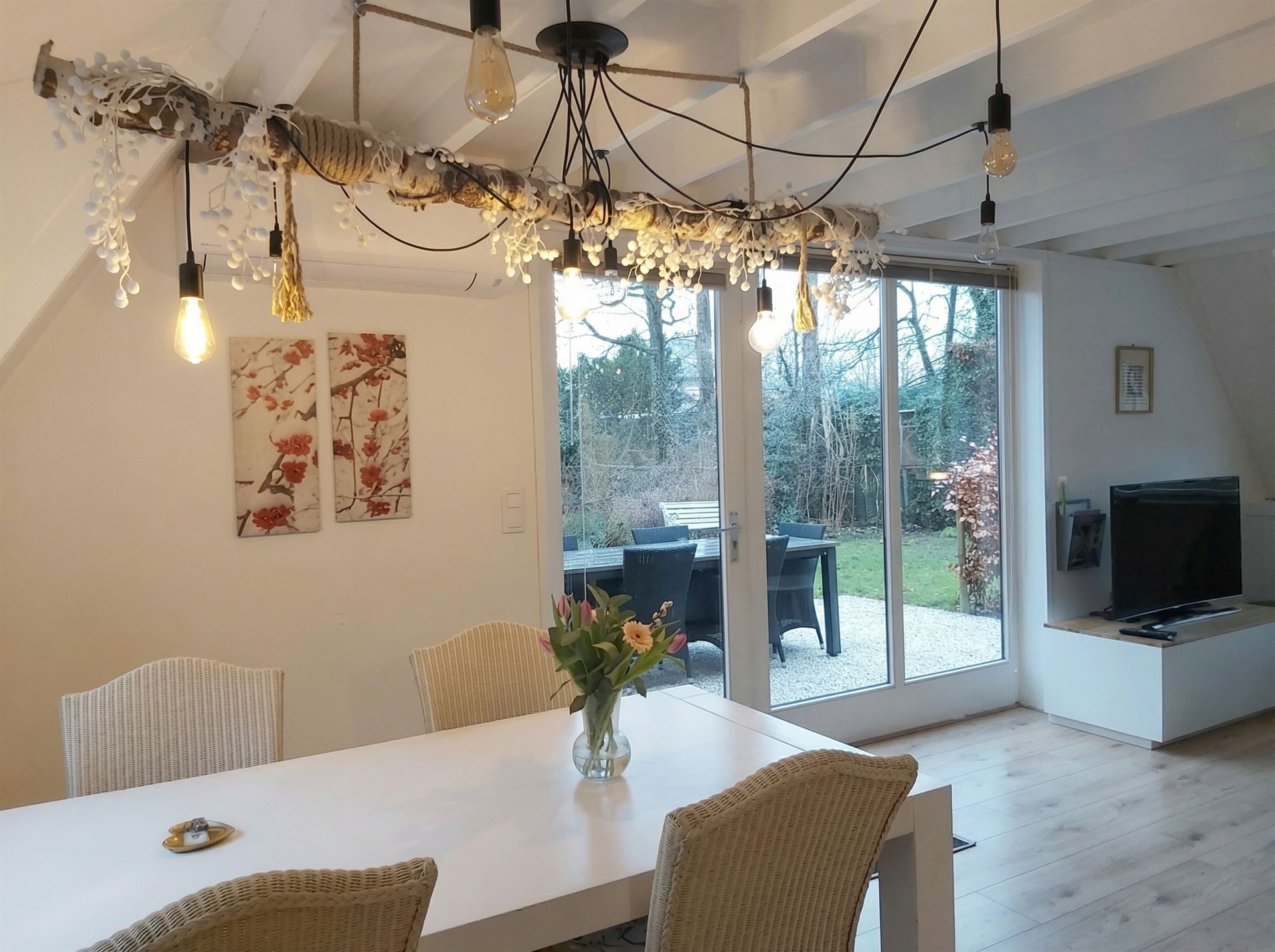 Vakantiewoning met 2 slaapkamers en ruime tuin op vakantiedomein Sonnevijver te Rekem! - foto 2