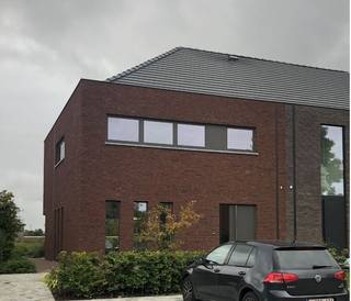 TE KOOP IN De Pinte Azaleastraat 4 (Lot 8) Mooi gelegen perceel bouwgrond voor het bouwen van een half - open bebouwing. Prijs grond (Lot 8) :...