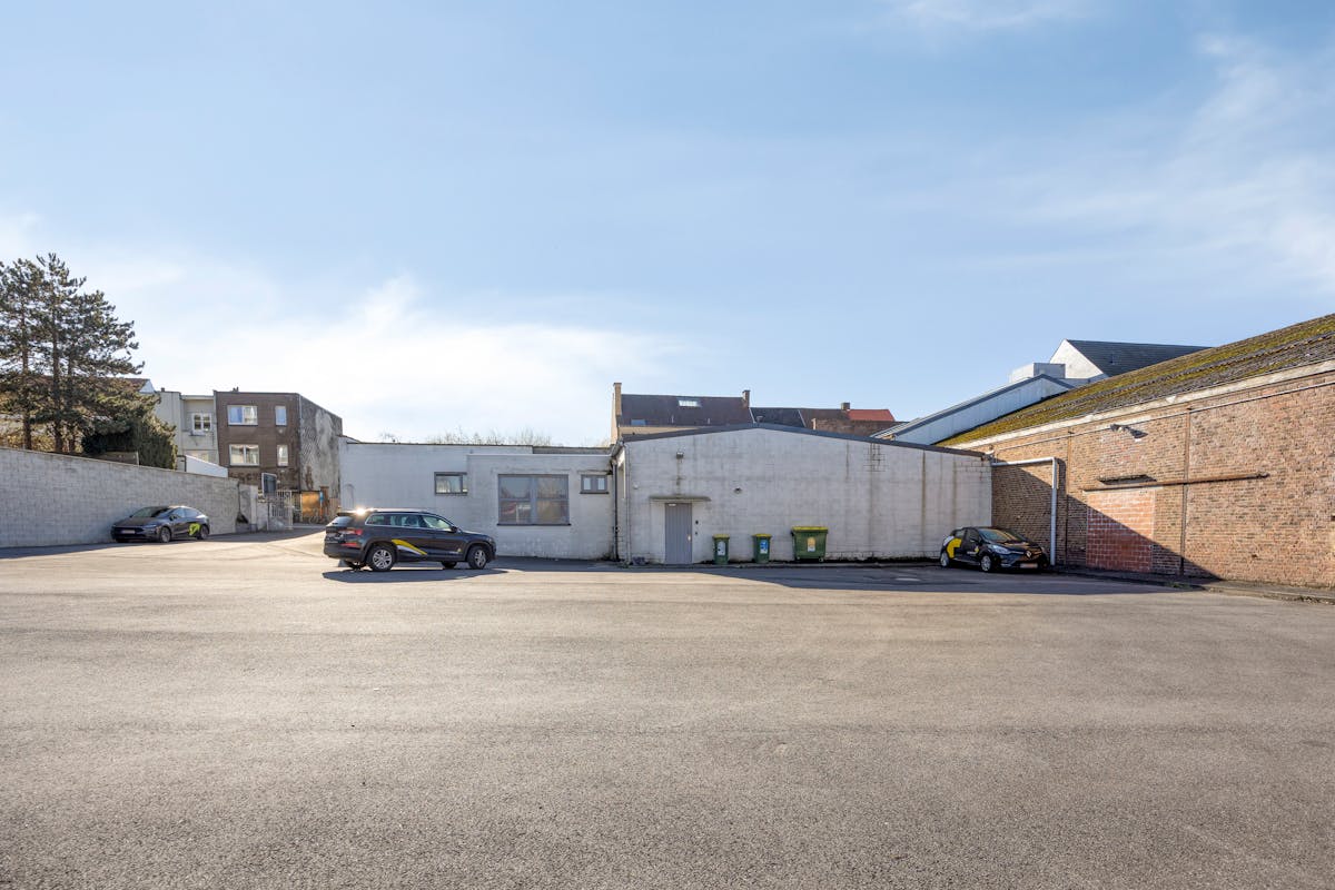 Industrial building (443 m²) on 1,654 m² land for sale in Ronse - photo 4