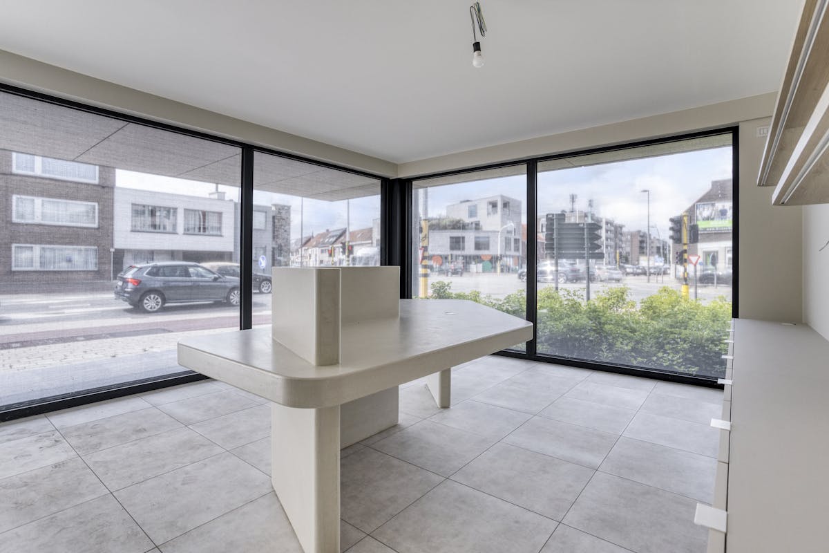 Office in an excellent location for sale in Roeselare - photo 1