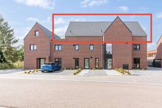 Dit penthouse is gelegen in de residentie 'Brouwershuis' te Opitter (Bree).Het penthouse is als volgt ingedeeld: inkom, toilet, leefruimte, keuken,...