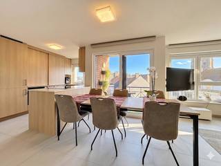 Exclusief wonen: luxueus 3-slaapkamer appartement in centrum OostendeBent u op zoek naar een unieke woonervaring aan de Belgische kust? Dit ruime...