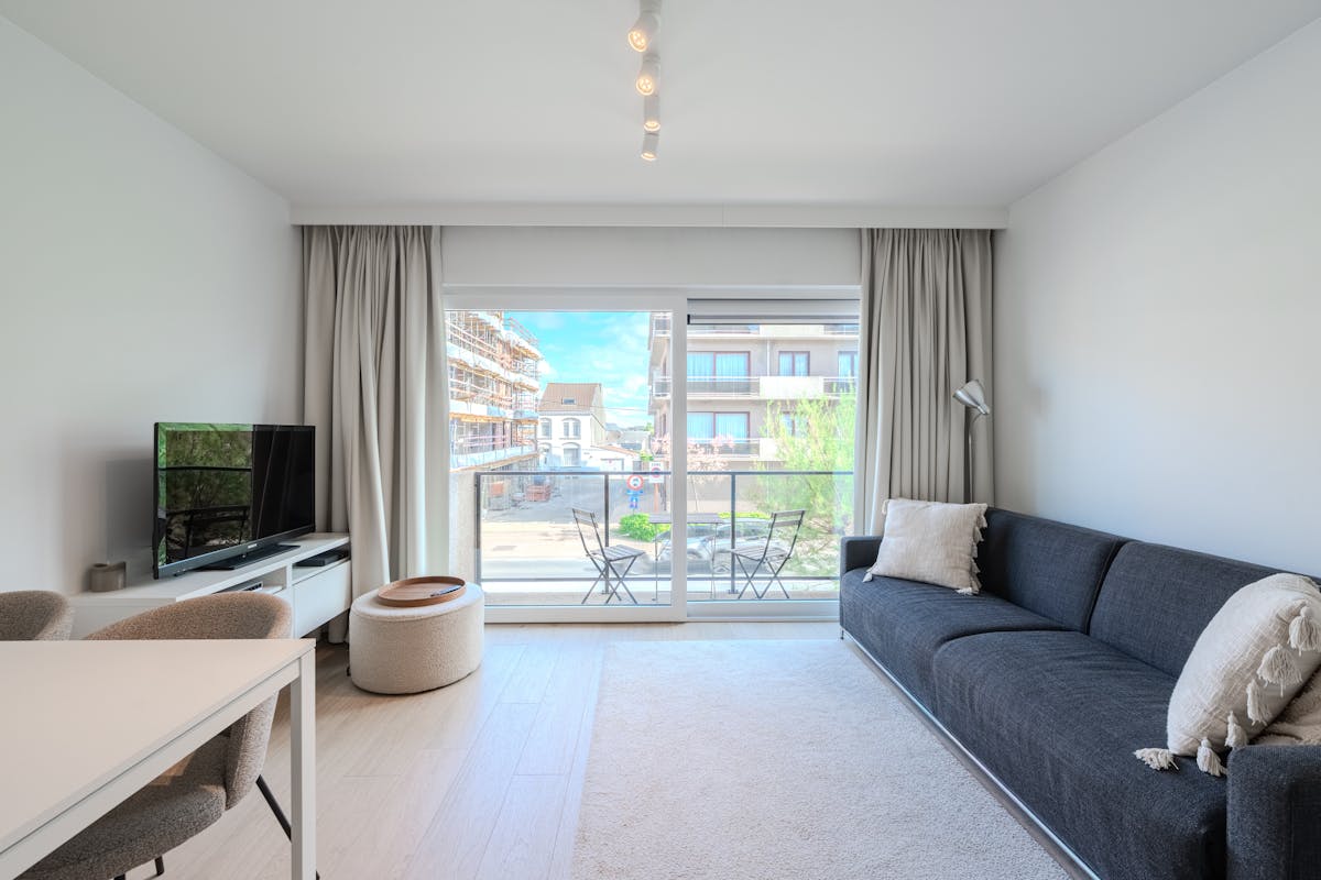 Zonnige studio met slaaphoek te koop te centrum Middelkerke! - foto 5