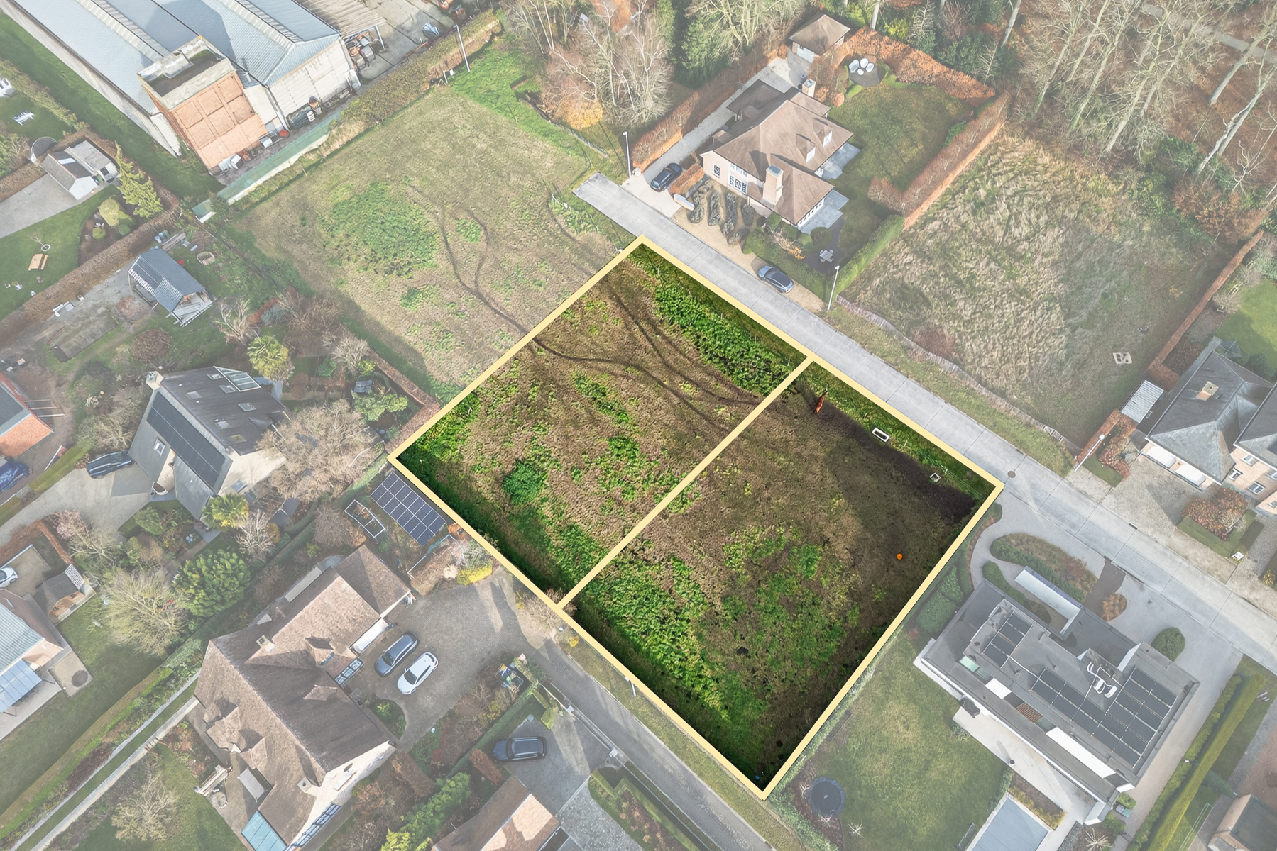 Mooi stuk bouwgrond centraal gelegen in doodlopend straatje - foto 2