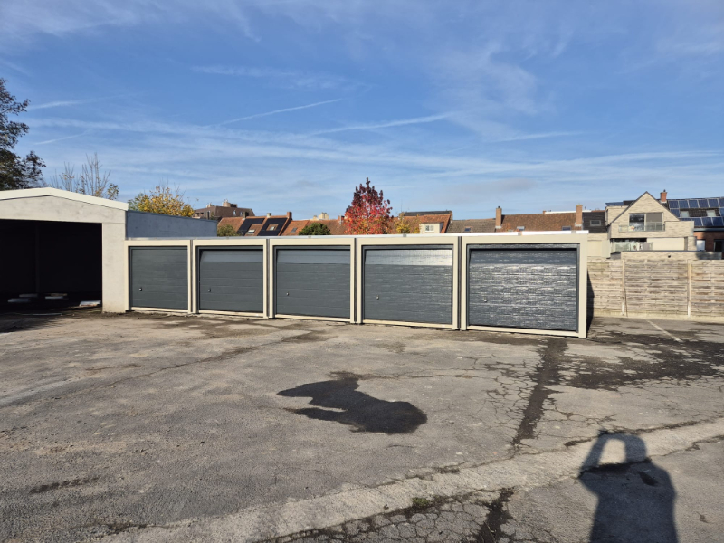 Garage à louer à Roulers