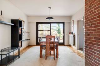 Bent u op zoek naar een GROOT appartement? 4 slaapkamers? Instapklaar? Gunstig EPC?Jawel, dit appartement heeft het allemaal!het appartement bestaat...