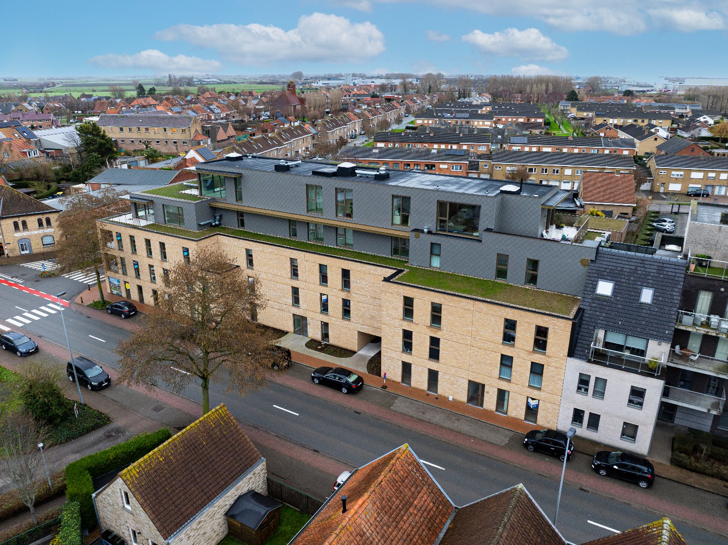 Casco handelsruimte te koop op een invalsweg van Veurne centrum - foto 5